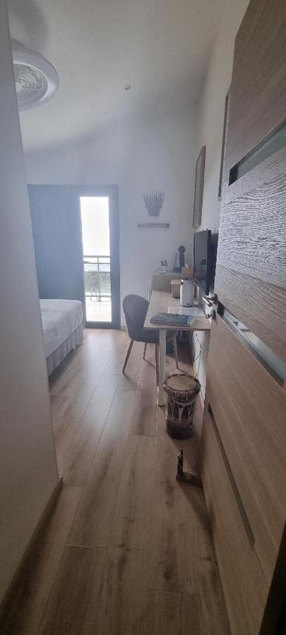 Mazheven Bed & Breakfast Bellemene Bagian luar foto